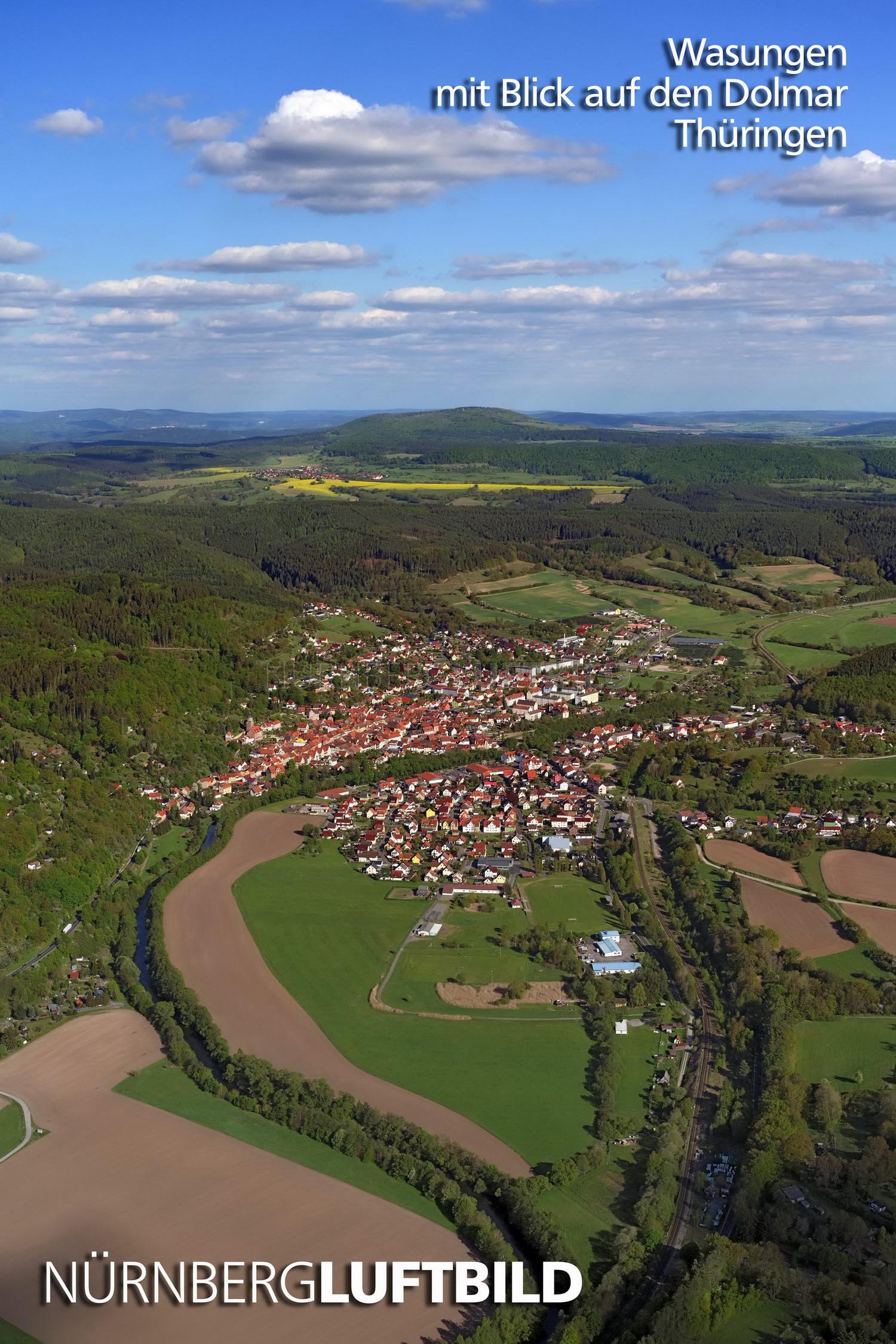 Wasungen mit Blick auf den Dolmar, Thüringen
