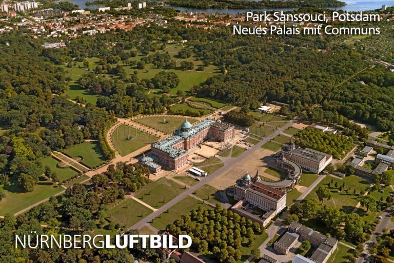 Park Sanssouci, Potsdam, Neues Palais mit Communs, Luftaufnahme