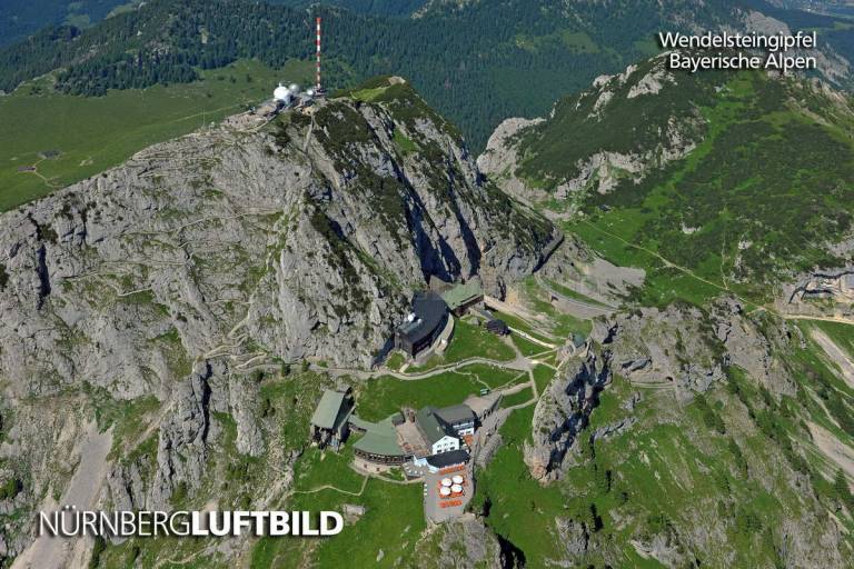 Wendelsteingipfel in den bayrischen Alpen, Luftaufnahme