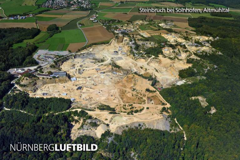 Steinbruch bei Solnhofen, Altmühltal, Luftbild