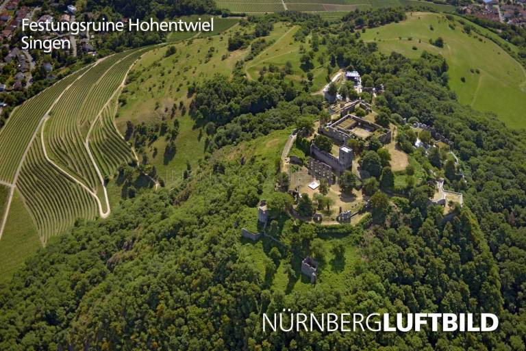 Festungsruine Hohentwiel, Singen, Luftbild