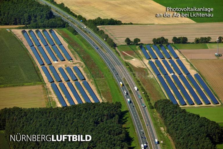 Photovoltaikanlage an der A6 bei Lichtenau, Luftaufnahme