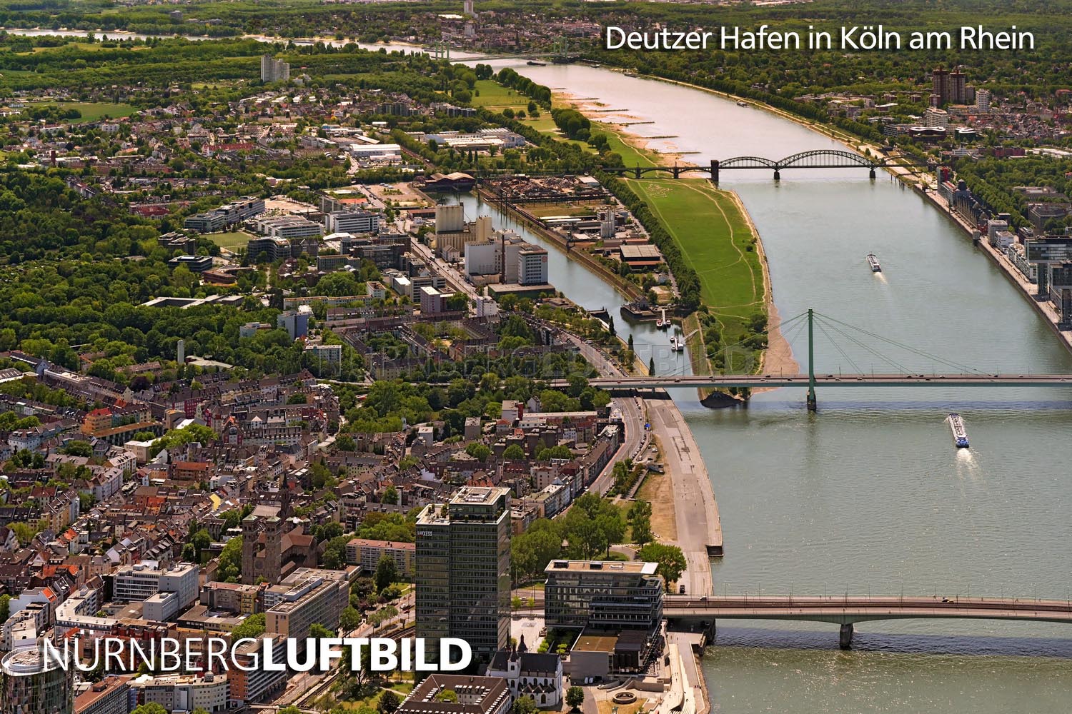 Deutzer Hafen in Köln am Rhein
