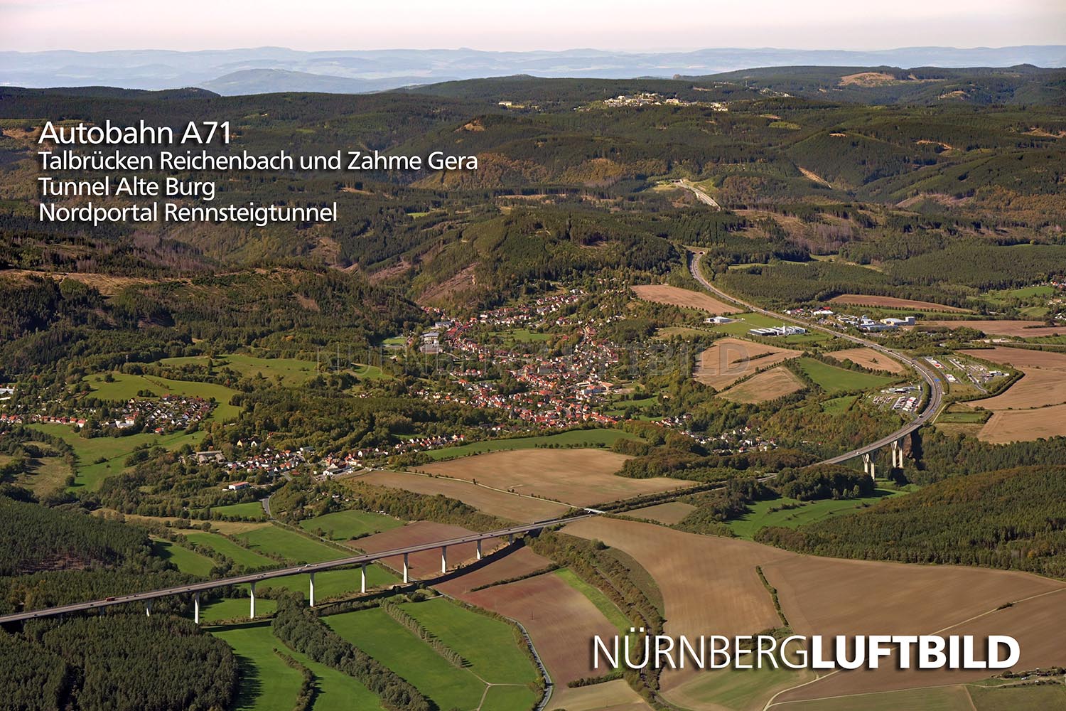 Autobahn A71, Talbrücken Reichenbach und Zahme Gera, Nordportal Rennsteigtunnel, Luftbild