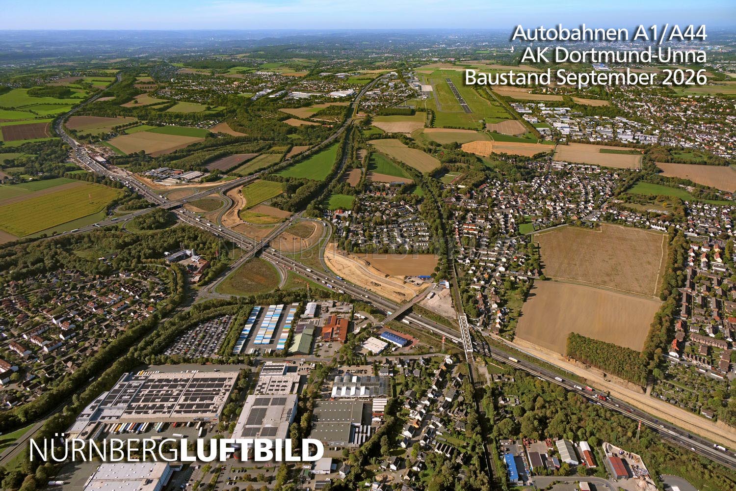 Luftbild des Autobahnkreuzes Dortmund/Unna mit A1 und A44 sowie den laufenden Umbauarbeiten.