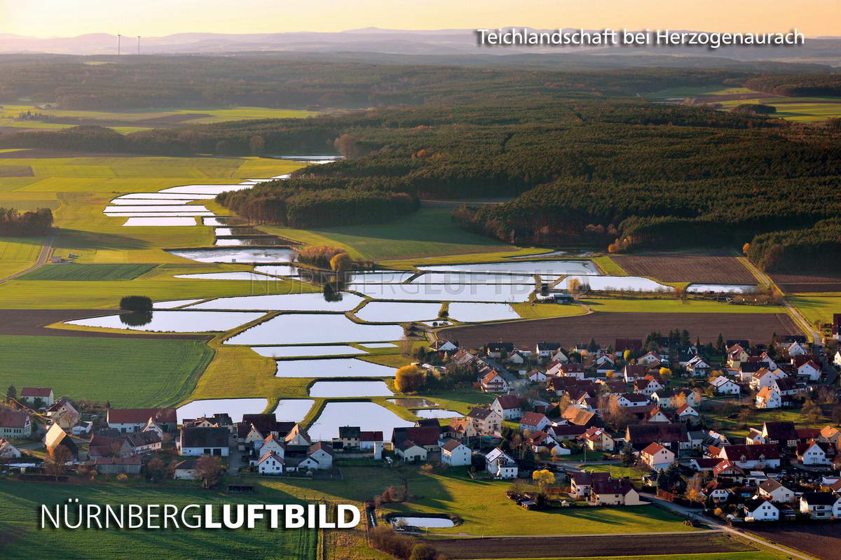 Teichlandschaft bei Herzogenaurach, Luftaufnahme