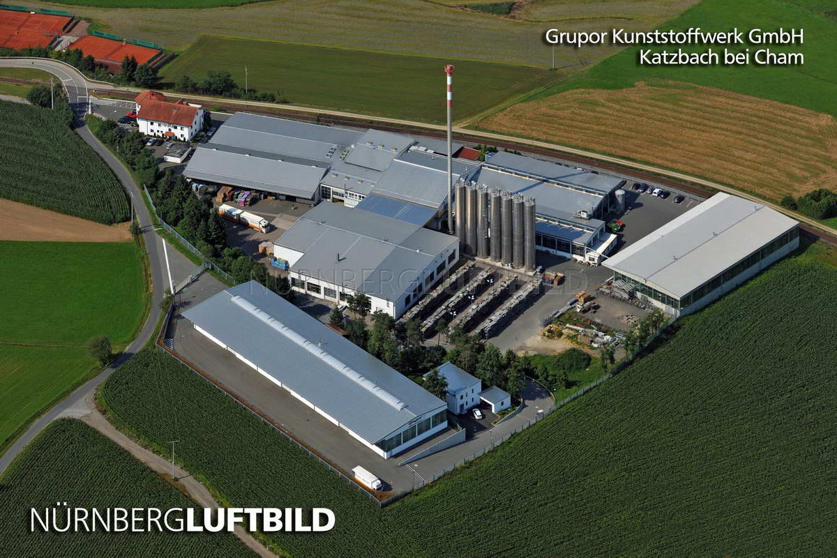 Grupor Kunststoffwerk GmbH, Katzbach bei Cham, Luftaufnahme