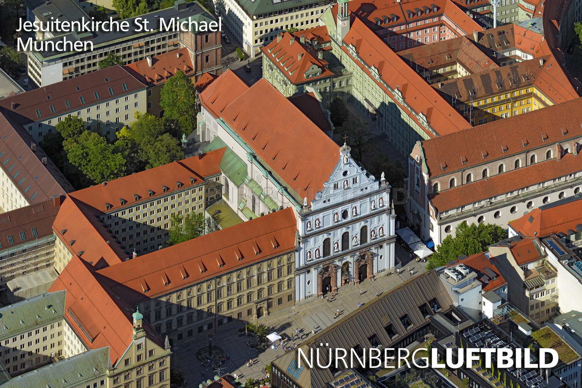 Jesuitenkirche St. Michael, München, Luftbild