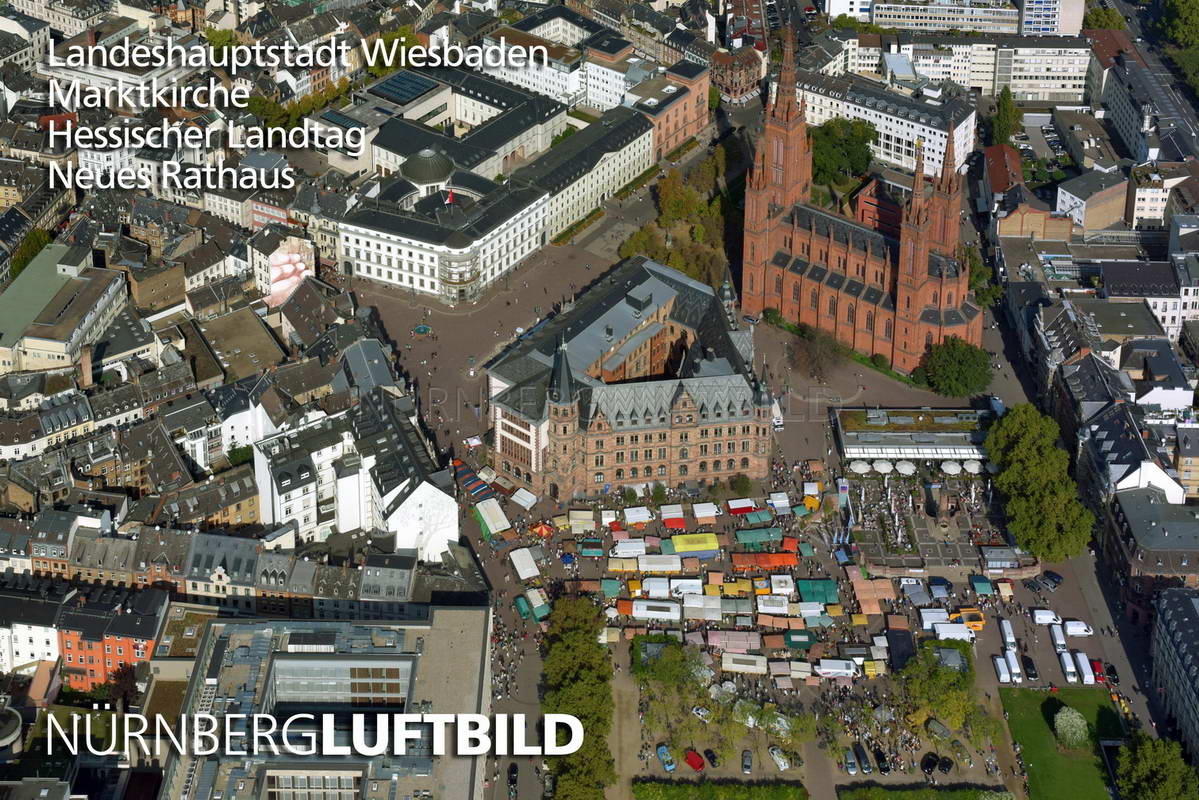 Landeshauptstadt Wiesbaden mit der Marktkirche, dem hessischen Landtag und dem neuen Rathaus, Luftaufnahme