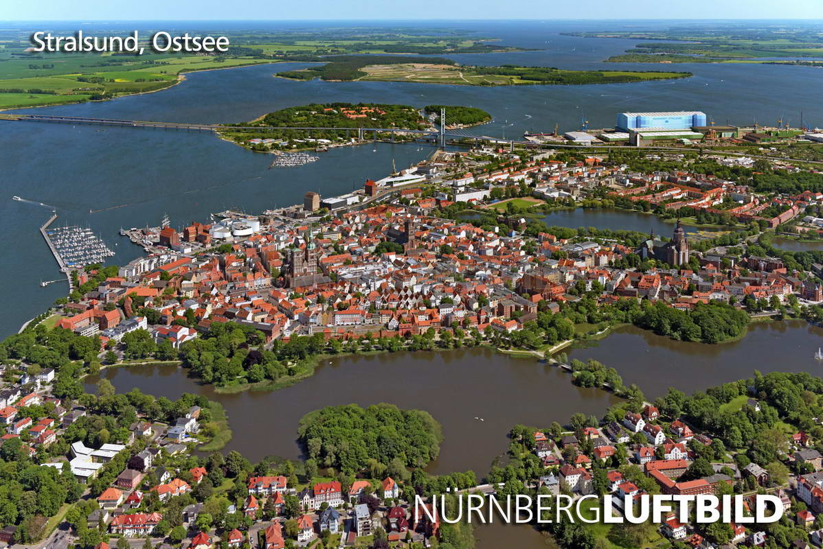 Blick auf Stralsund von Nordwesten, Luftaufnahme