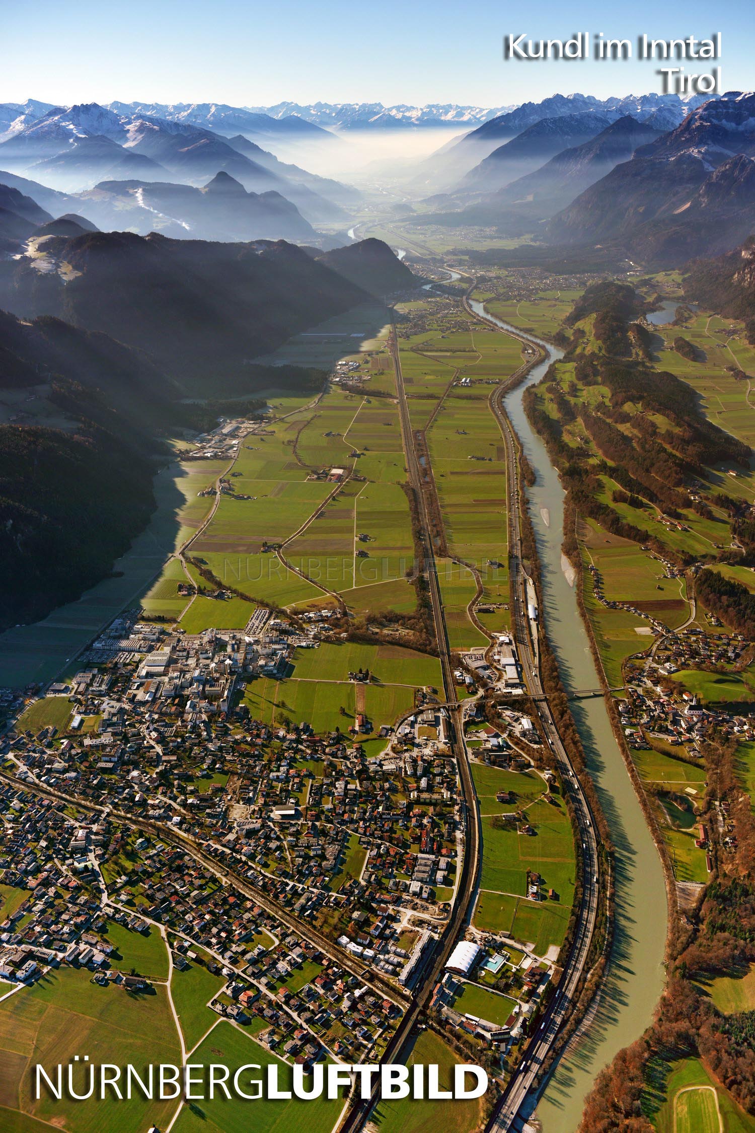 Kundl im Inntal, Tirol, Luftaufnahme